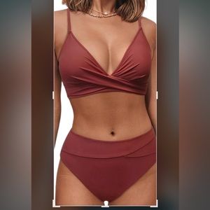 NWT WOMENS SWIMSUIT SIZE XL